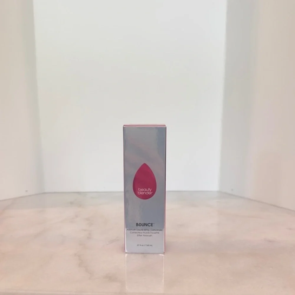Beautyblender Bounce Deep Mocha 4.75N concealer/highlight/contour